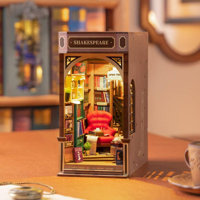 DIY Miniature House Book Nook Kit: Bookstore