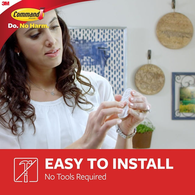 Command™ Medium Utility Hooks 2 Pack