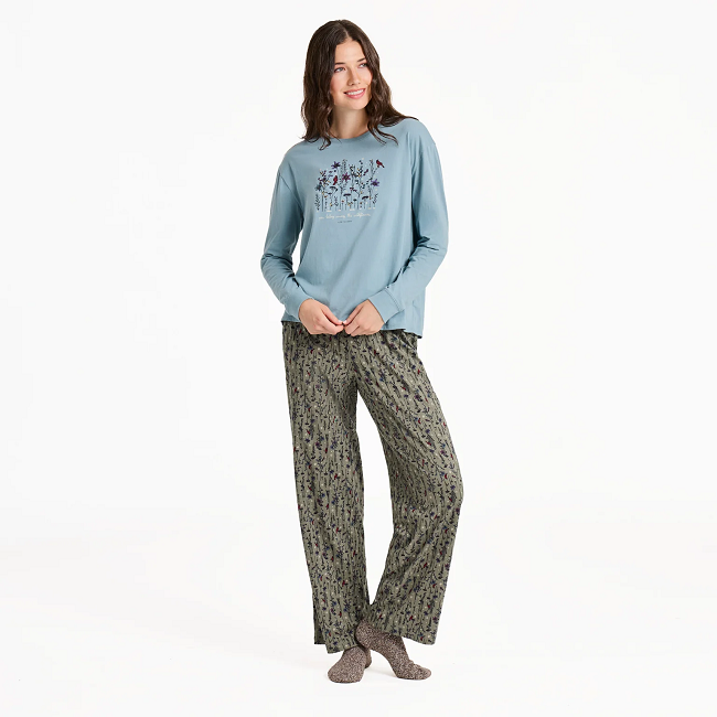 Life Is Good Women's Cardinal Wildflowers Long Sleeve Snuggle Up Sleep Tee