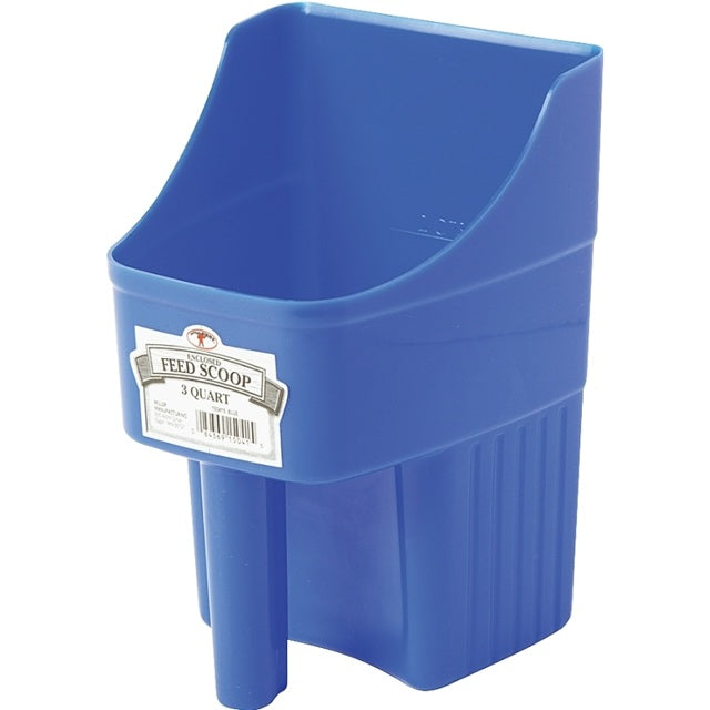 3 Quart Plastic Enclosed Feed Scoop, Assorted Colors