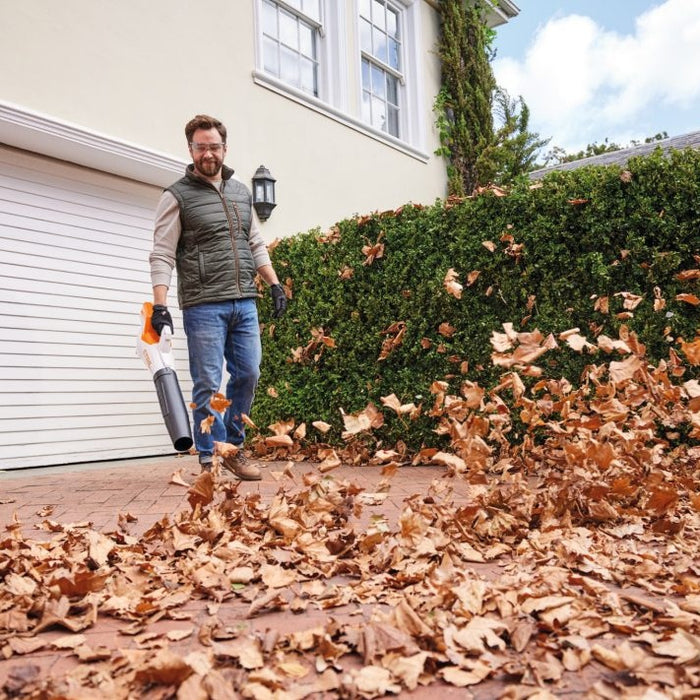 STIHL BGA 50 Battery Handheld Blower Kit with AK 20 Battery & AL 101 Charger