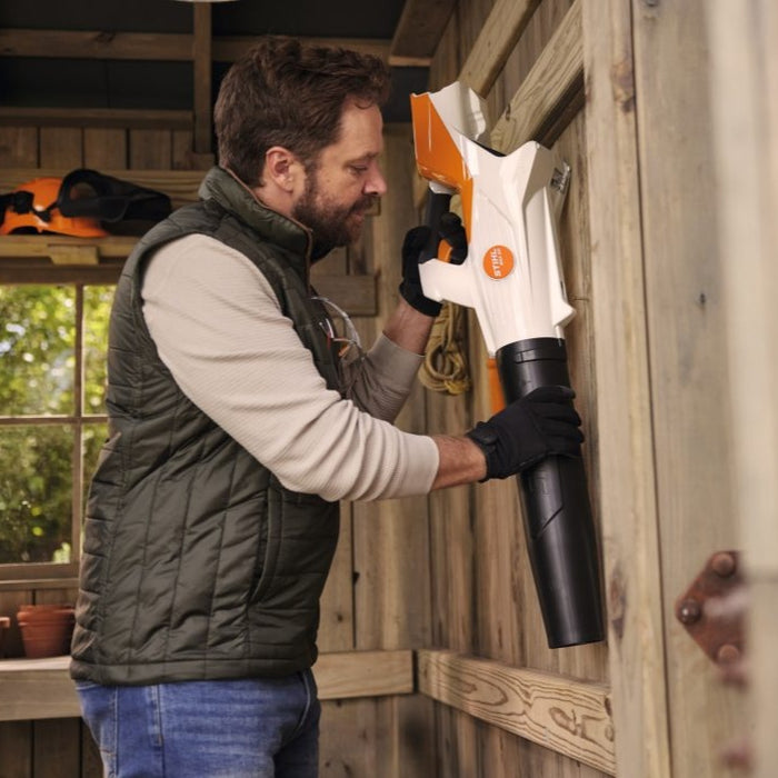 STIHL BGA 50 Battery Handheld Blower Kit with AK 20 Battery & AL 101 Charger