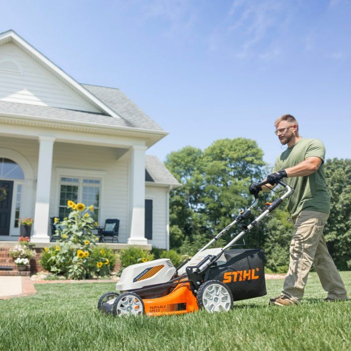 STIHL RMA 348 V 18 in. Variable-Speed Battery Self-Propelled Lawn Mower Set
