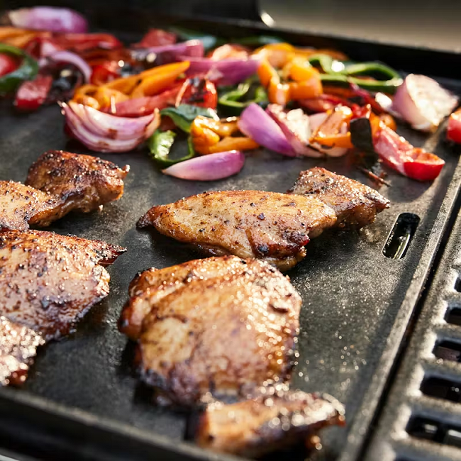 Weber Genesis® E-430 Stealth® Edition LP Gas Grill 1501830