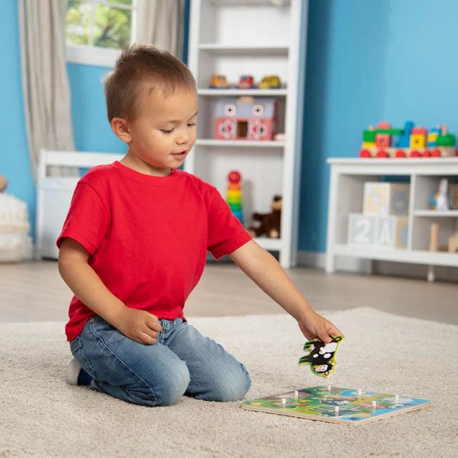 Melissa & Doug Wooden Farm Peg Puzzle 8-Piece